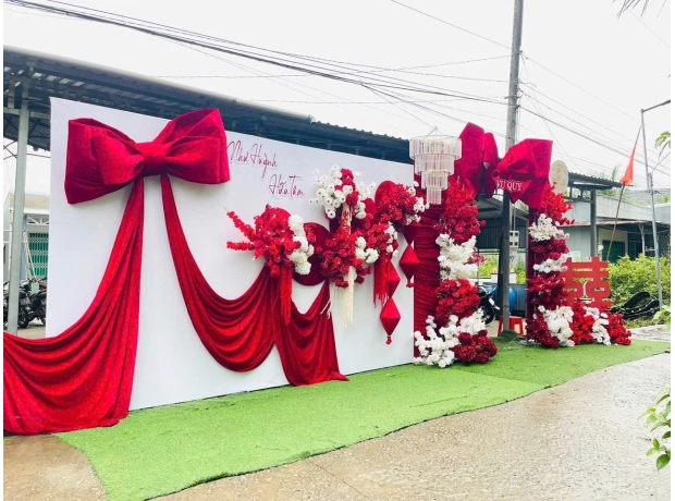 Trang trí cổng hoa Tone đỏ 002