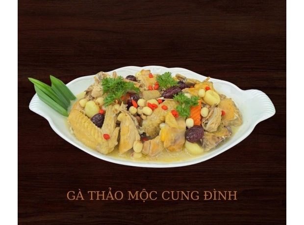Gà Thảo Mộc Cung Đình